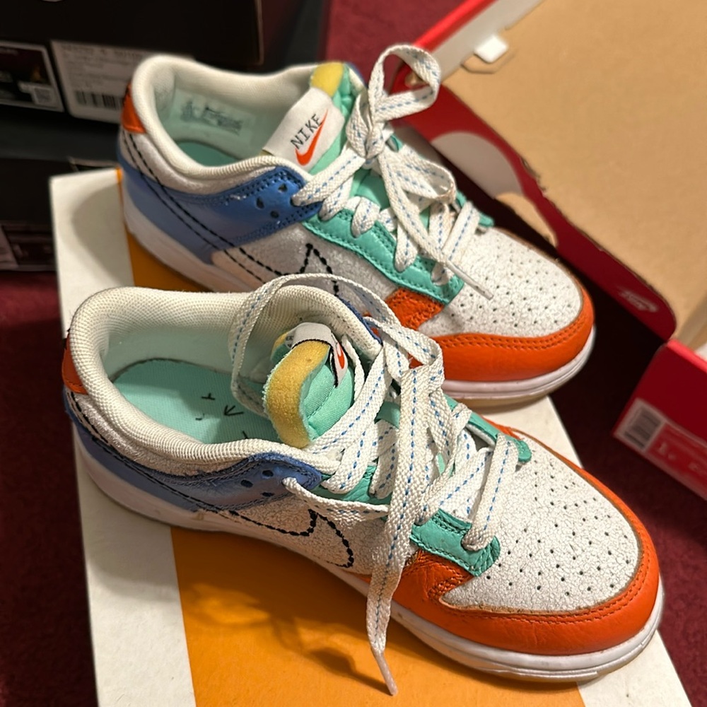 Nike Dunk low (PS) size 1